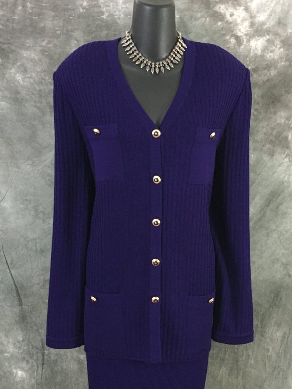 NWT NEW St John collection knit velvet purple jacket skirt suit size 14 - Picture 4 of 10